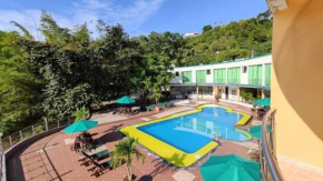 Hotel la cascada cristalina